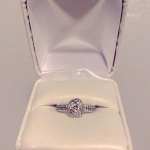 COPY - Pandora Shimmering Knot ring